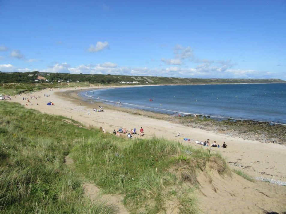 2 Bed -25 Gower Village - Dog Friendly *